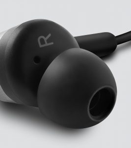 Beoplay H3 Earbuds - Close Up